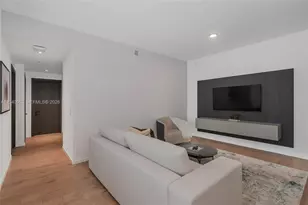 398 NE 5th St, Miami, FL 33132 - Photo 33