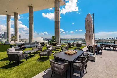 398 NE 5th St #2301, Miami, FL 33132 - Photo 9