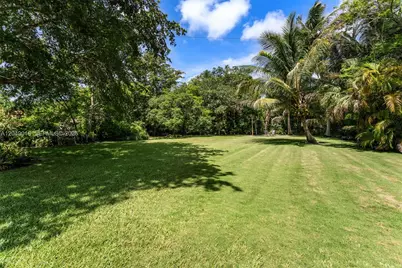 11100 SW 67th Ave, Pinecrest, FL 33156 - Photo 9