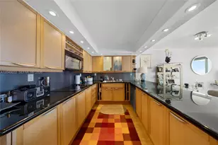 465 Ocean Dr, Miami Beach, FL 33139 - Photo 9