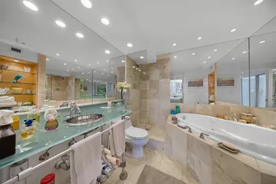 465 Ocean Dr #1009, Miami Beach, FL 33139 - Photo 23