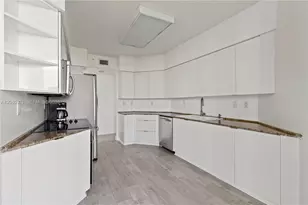 3370 Hidden Bay Dr, Aventura, FL 33180 - Photo 9