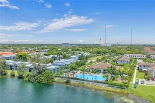 670 NE 207th St, Miami, FL 33179 - Photo 51