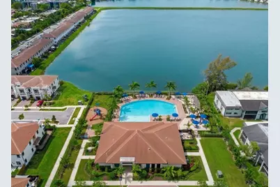 670 NE 207th St, Miami, FL 33179 - Photo 17