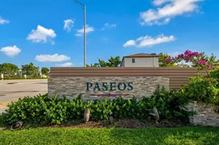 670 NE 207th St, Miami, FL 33179 - Photo 47