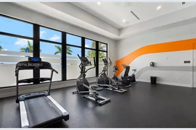 670 NE 207th St, Miami, FL 33179 - Photo 21