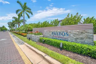 670 NE 207th St, Miami, FL 33179 - Photo 5