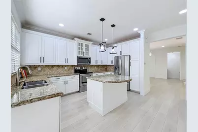 7266 NW 108th Way, Parkland, FL 33076 - Photo 17
