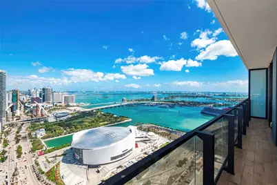 398 NE 5th St #4001, Miami, FL 33132 - Photo 5