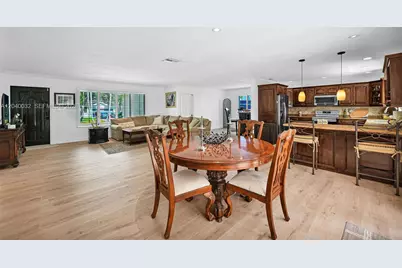 14501 SW 99th Ave, Miami, FL 33176 - Photo 9