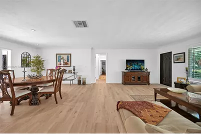 14501 SW 99th Ave, Miami, FL 33176 - Photo 5