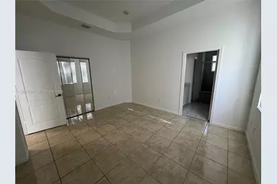2217 NE 41st Ave #-, Homestead, FL 33033 - Photo 9