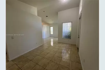 2217 NE 41st Ave #-, Homestead, FL 33033 - Photo 13