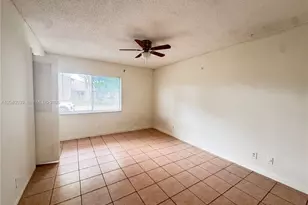 5944 NW 21st St, Lauderhill, FL 33313 - Photo 9