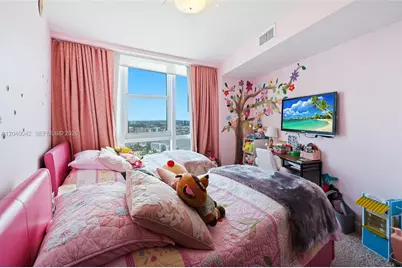18201 Collins Ave #5201, Sunny Isles Beach, FL 33160 - Photo 25
