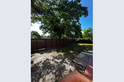 1201 NE 148th St #B, Miami, FL 33161 - Photo 3