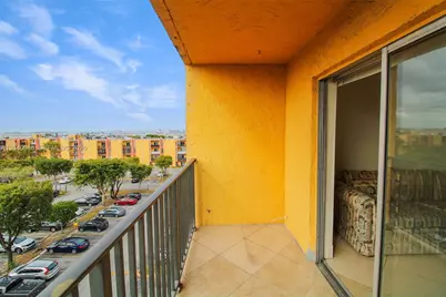 4717 NW 7th St #604-10, Miami, FL 33126 - Photo 17