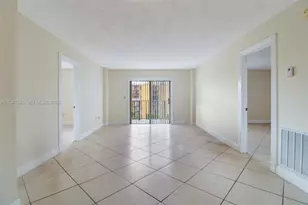 4717 NW 7th St, Miami, FL 33126 - Photo 5