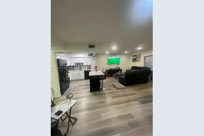 6945 W 2nd Way, Hialeah, FL 33014 - Photo 5