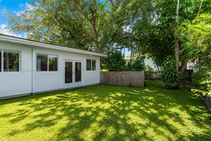 8 Pinta Rd, Miami, FL 33133 - Photo 21