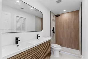 3271 NW 102nd St, Miami, FL 33147 - Photo 23