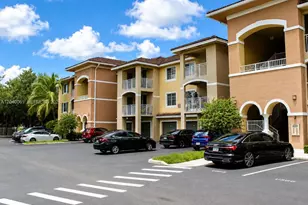 6458 Emerald Dunes Dr, West Palm Beach, FL 33411 - Photo 1