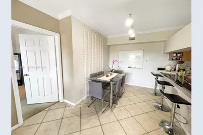 6458 Emerald Dunes Dr #303, West Palm Beach, FL 33411 - Photo 7
