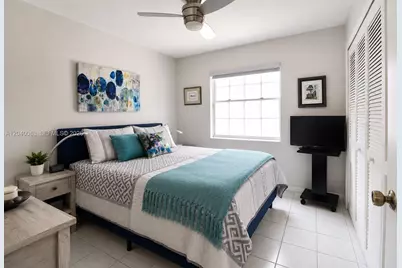 7743 SW 157th Pl, Miami, FL 33193 - Photo 17