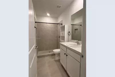 105 NE 3rd Ct, Florida City, FL 33034 - Photo 9