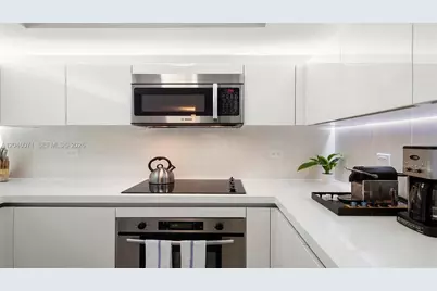 102 24 #1545, Miami Beach, FL 33139 - Photo 17