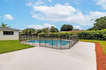 6940 NW 6th St, Plantation, FL 33317 - Photo 57