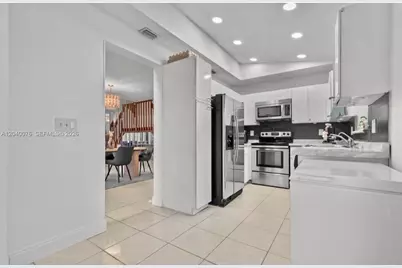 3539 W Inverrary Blvd W, Lauderhill, FL 33319 - Photo 7
