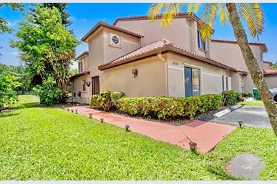 3539 W Inverrary Blvd W, Lauderhill, FL 33319 - Photo 1