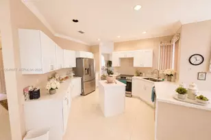 17471 SW 12th St, Pembroke Pines, FL 33029 - Photo 15