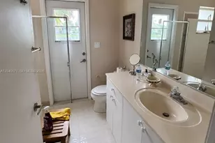 17471 SW 12th St, Pembroke Pines, FL 33029 - Photo 9