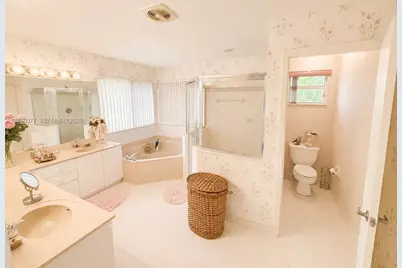 17471 SW 12th St, Pembroke Pines, FL 33029 - Photo 21