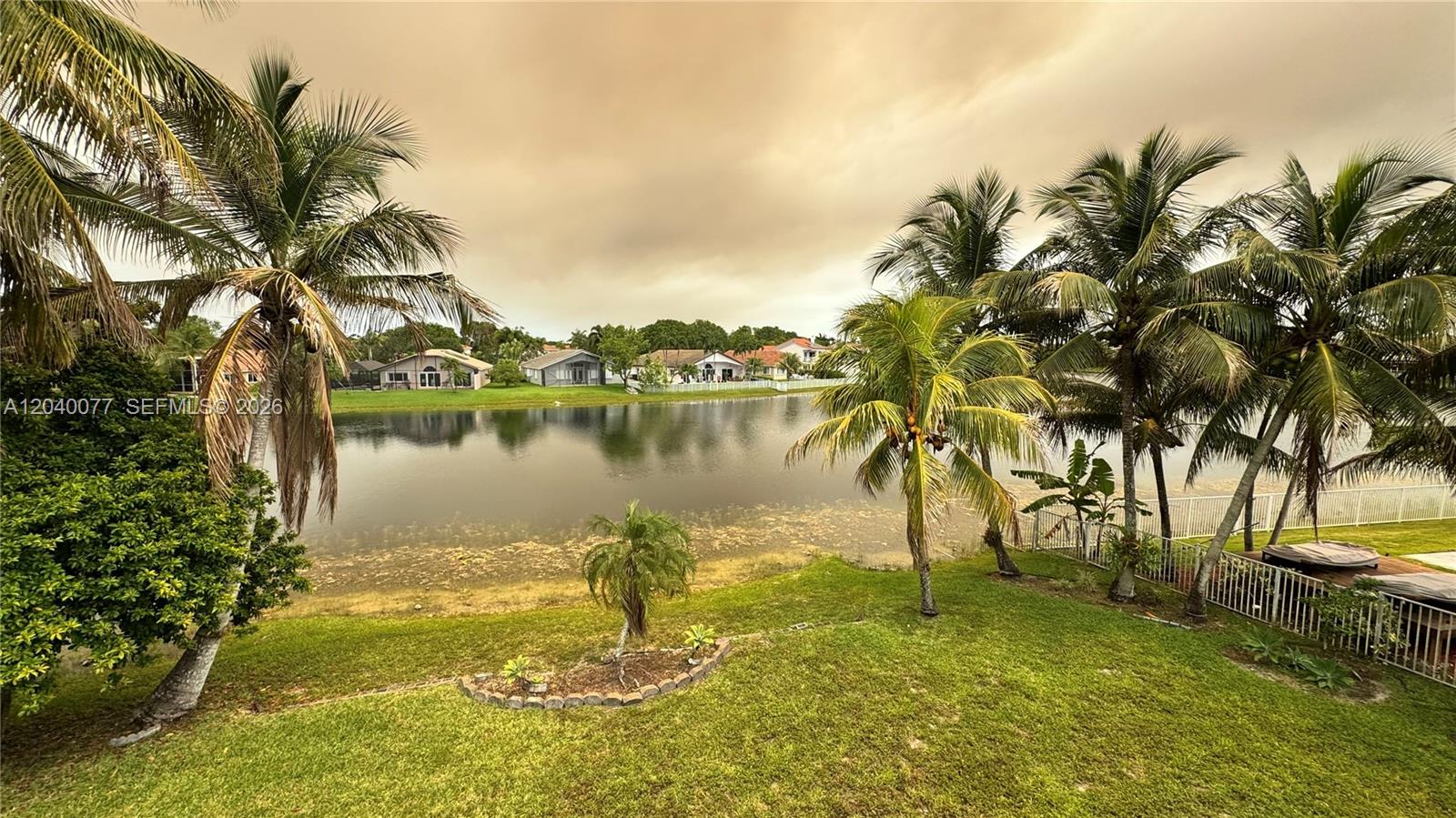 17471 SW 12th St main architectural view