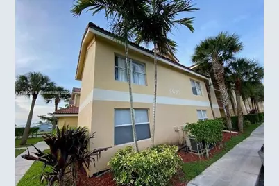 7630 Westwood Dr #327, Tamarac, FL 33321 - Photo 3