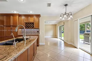 2518 NW 121st Dr, Coral Springs, FL 33065 - Photo 15
