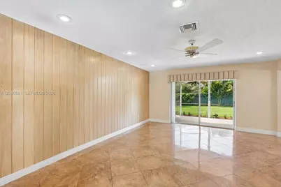 2518 NW 121st Dr, Coral Springs, FL 33065 - Photo 7