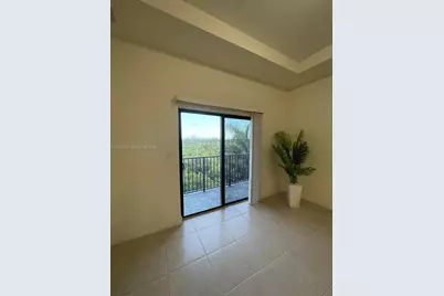 8025 NW 104th Ave #31, Doral, FL 33178 - Photo 9