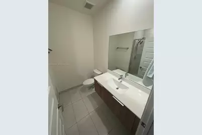 8025 NW 104th Ave #31, Doral, FL 33178 - Photo 7