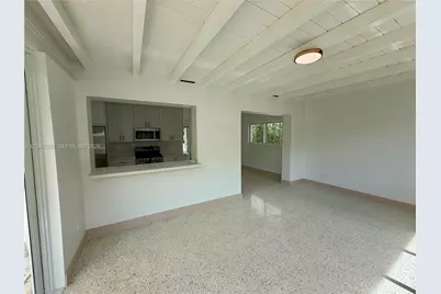 8235 SW 62nd Pl, Miami, FL 33143 - Photo 9