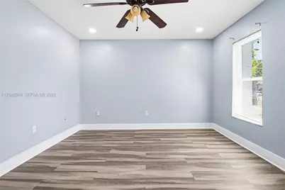 610 SW 2nd Ave #1, Dania Beach, FL 33004 - Photo 17