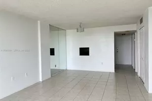13155 Ixora Ct, North Miami, FL 33181 - Photo 9