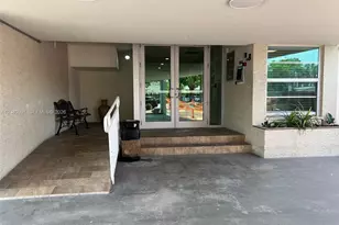 13155 Ixora Ct, North Miami, FL 33181 - Photo 25