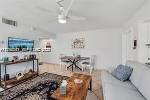 90 NE 19th Ave, Deerfield Beach, FL 33441 - Photo 3