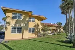 90 NE 19th Ave, Deerfield Beach, FL 33441 - Photo 19