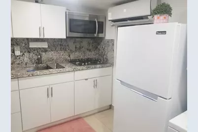 4074 NW 4th St, Miami, FL 33126 - Photo 11