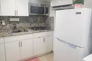 4074 NW 4th St, Miami, FL 33126 - Photo 11